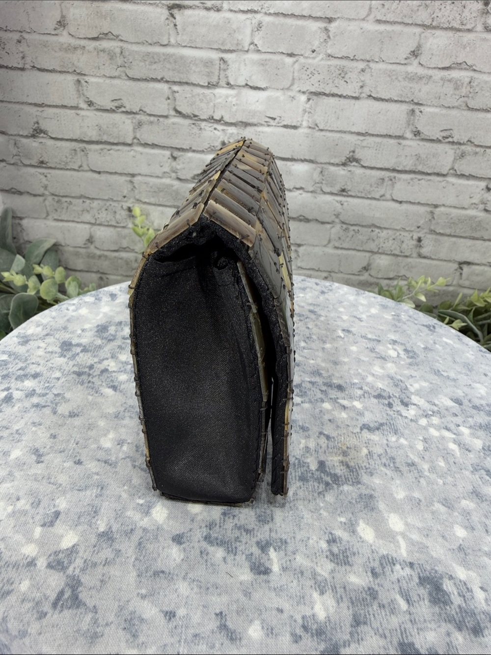 MAD BAGS - Brown Handmade “Horn & Pearl” Collection Petite Stand-Up Clutch NWOT - Picture 4 of 11